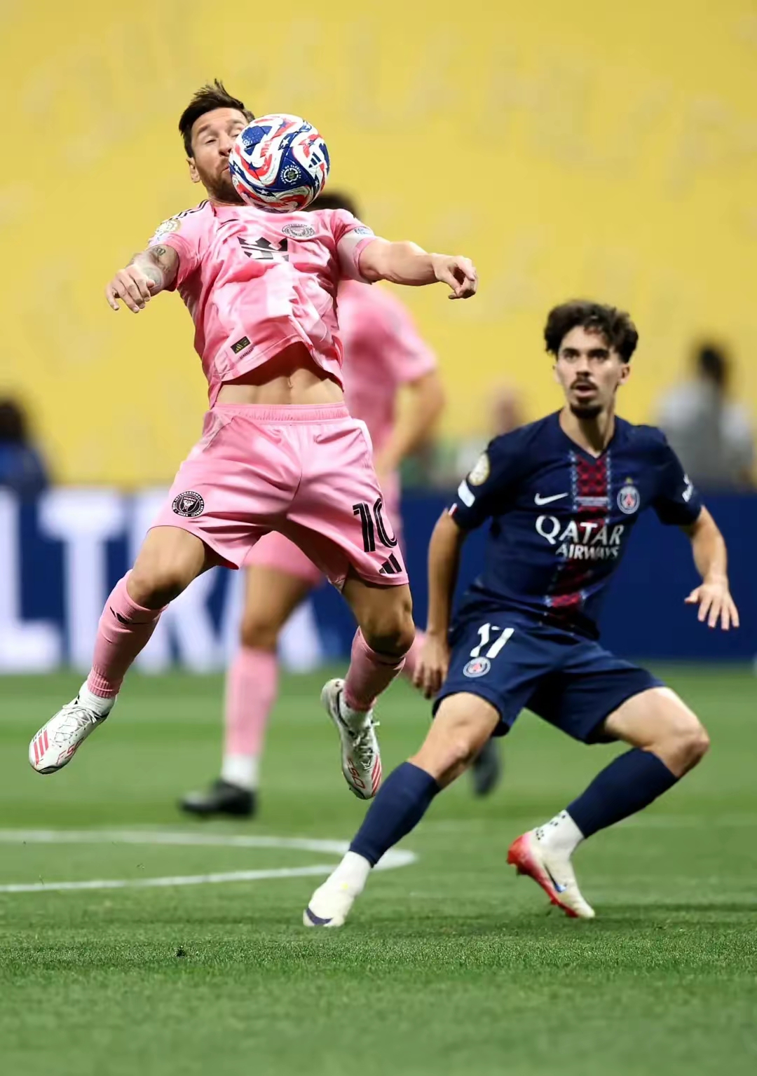 星空体育官方网站巴塞罗那迎法国杯关键赛，冲刺阶段手感冰凉，更衣室稳定，球探报告显示潜力的简单介绍