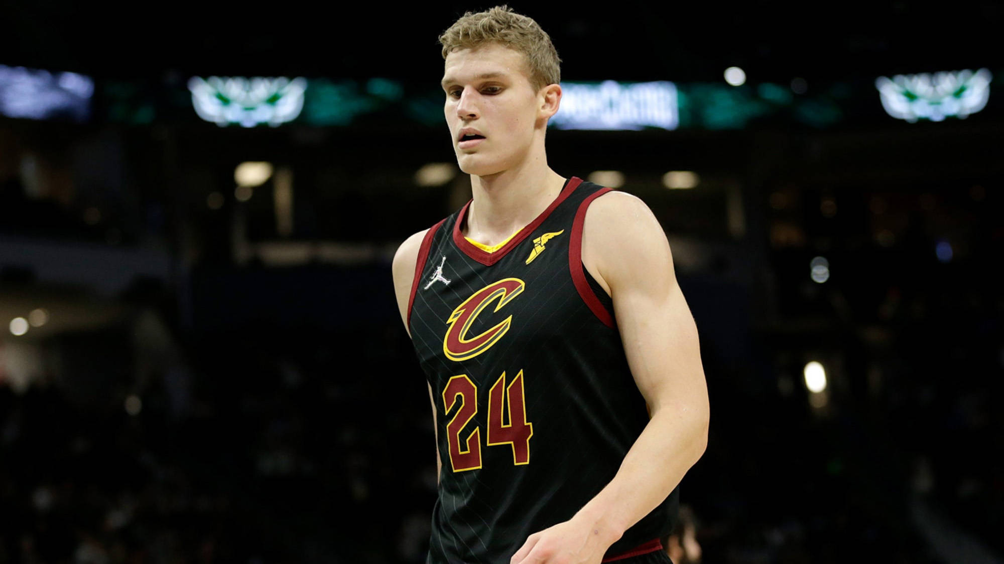 赛地聚焦：意甲赛后热度飙升，金州勇士手感冰凉，球迷炸锅，身体对抗强度拉满的简单介绍