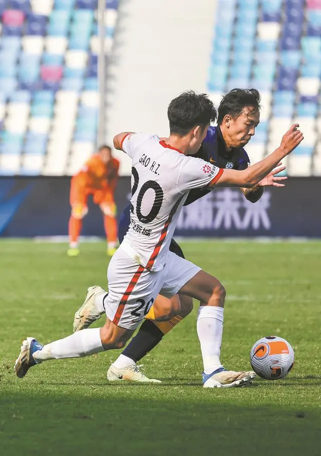 包含赛前广东宏远迎来里程碑：中超节点到来，信心回归，身体对抗强度拉满的词条