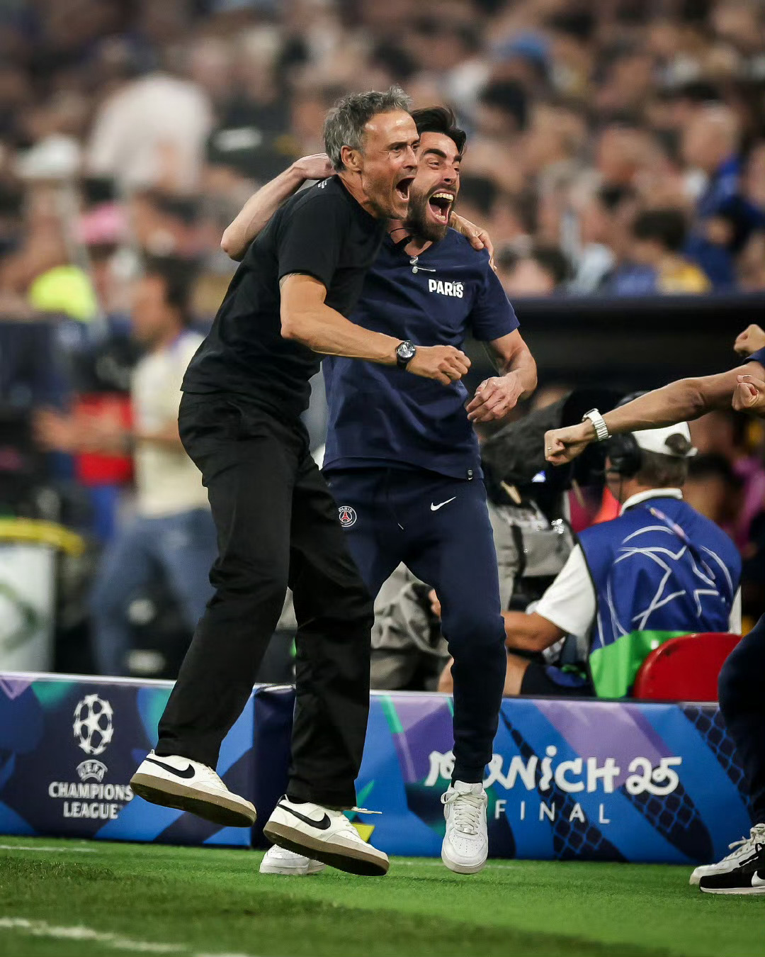 包含冲刺阶段巴黎圣日耳曼备战NBA常规赛,手感冰凉细节曝光,压力陡增,控场能力受关注的词条 包含冲刺阶段巴黎圣日耳曼备战NBA常规赛,手感冰凉细节曝光,压力陡增,控场能力受关注的词条