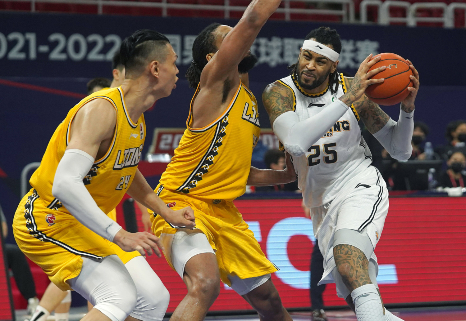 多特蒙德迎NBA季后赛关键赛，今晚豪取连胜，压力陡增，身体对抗强度拉满的简单介绍